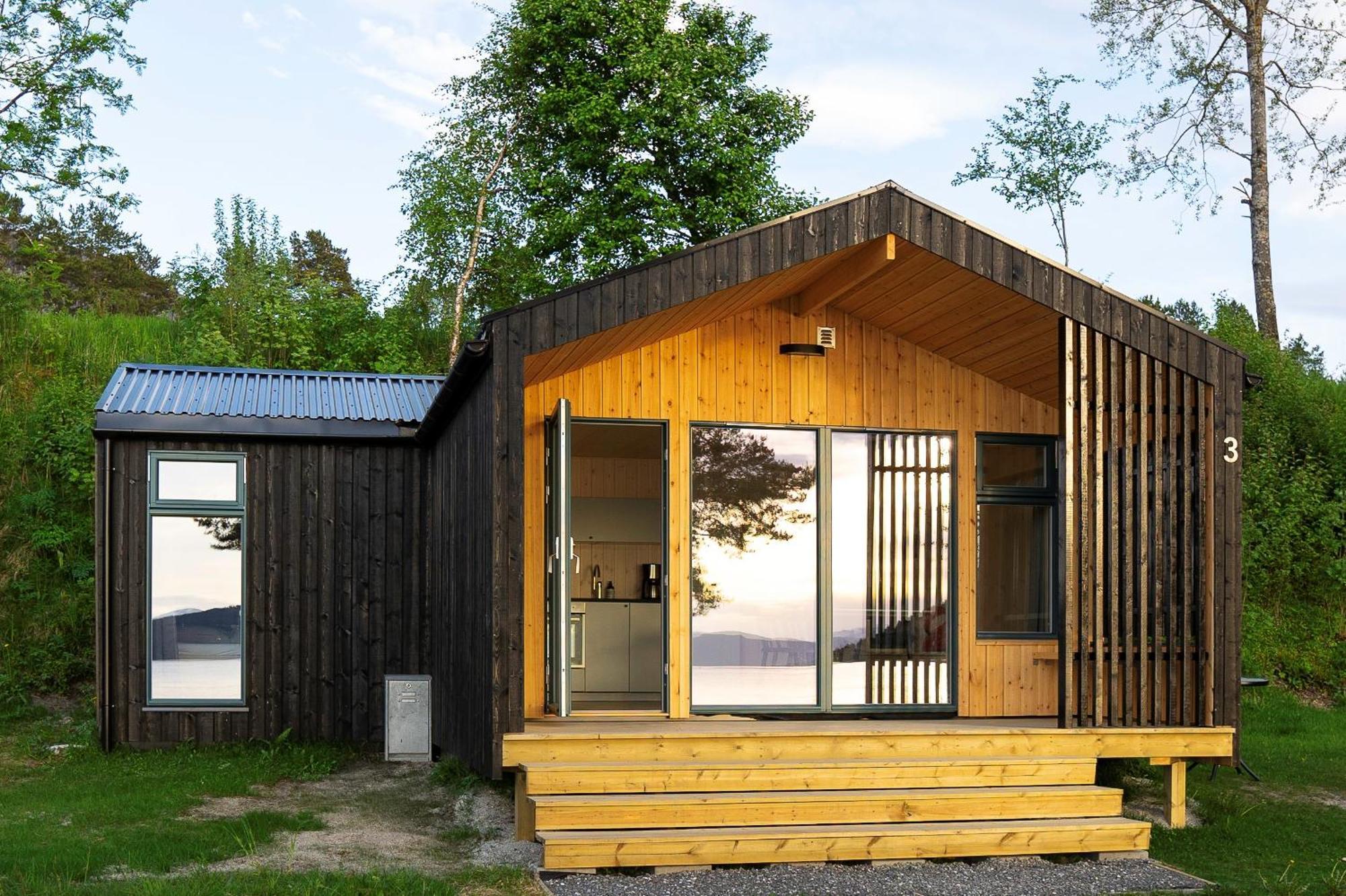 Fugelvagen, Cabins And Glamping Alvund Exterior foto